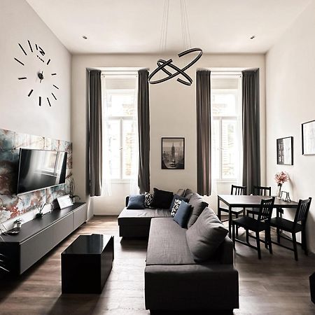 Contemporary Jindrisska Apartment Praha Eksteriør bilde
