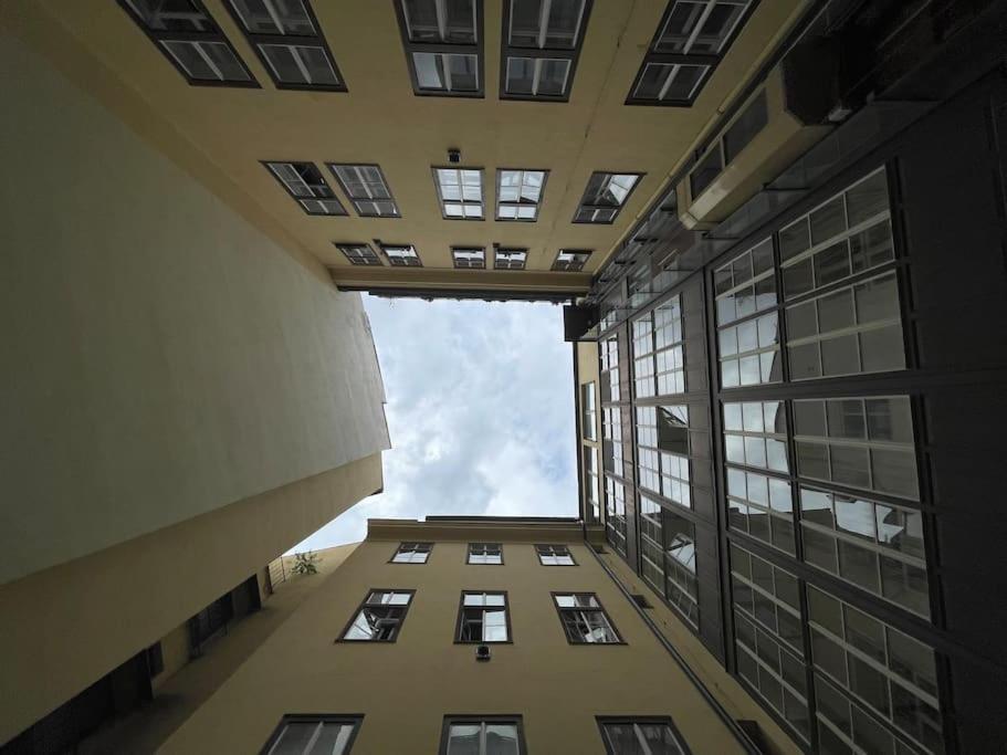 Contemporary Jindrisska Apartment Praha Eksteriør bilde